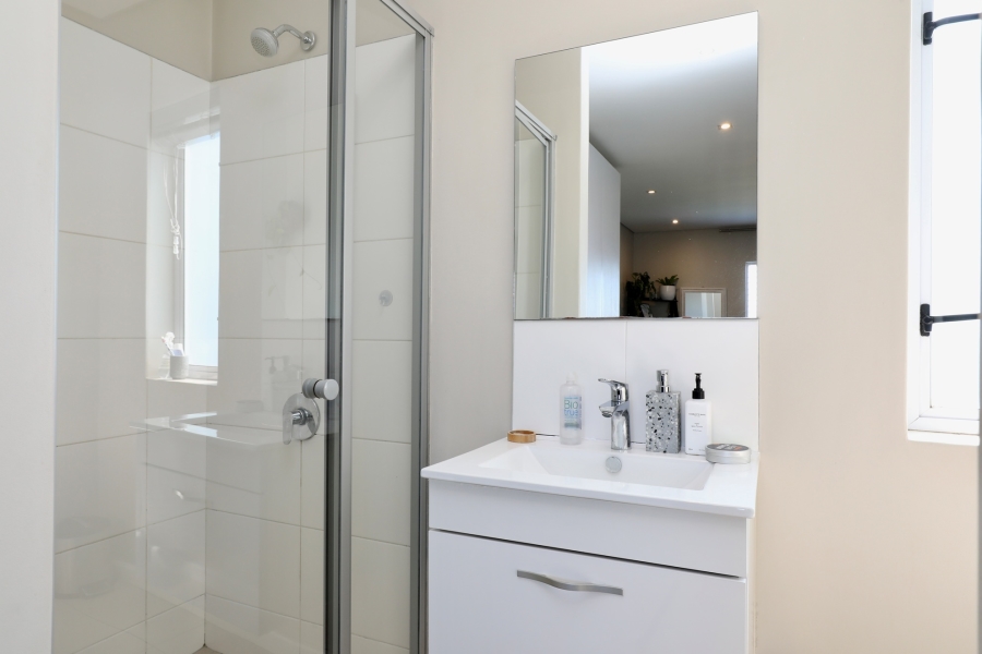 3 Bedroom Property for Sale in Somerset Lakes Western Cape